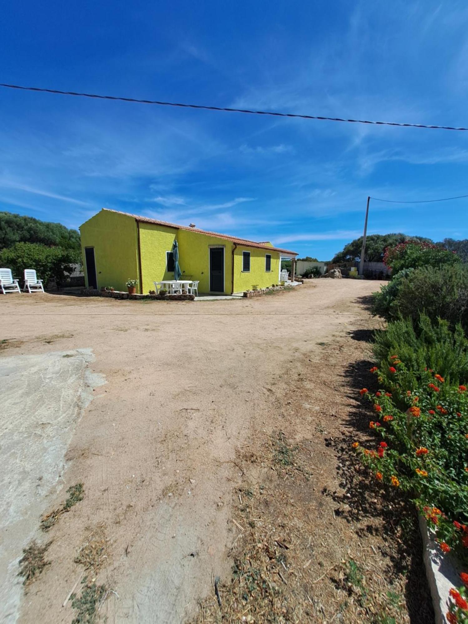 B&B Li Salcuneddi Aglientu Exterior photo