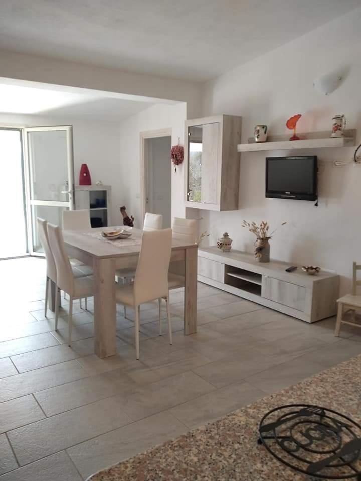 B&B Li Salcuneddi Aglientu Exterior photo